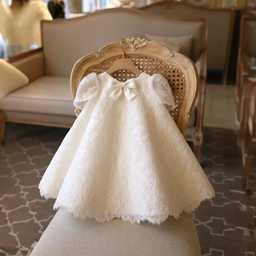 Jolie robe de baptême en dentelle pour bébé fille, robe de princesse de concours d'anniversaire pour tout-petit
