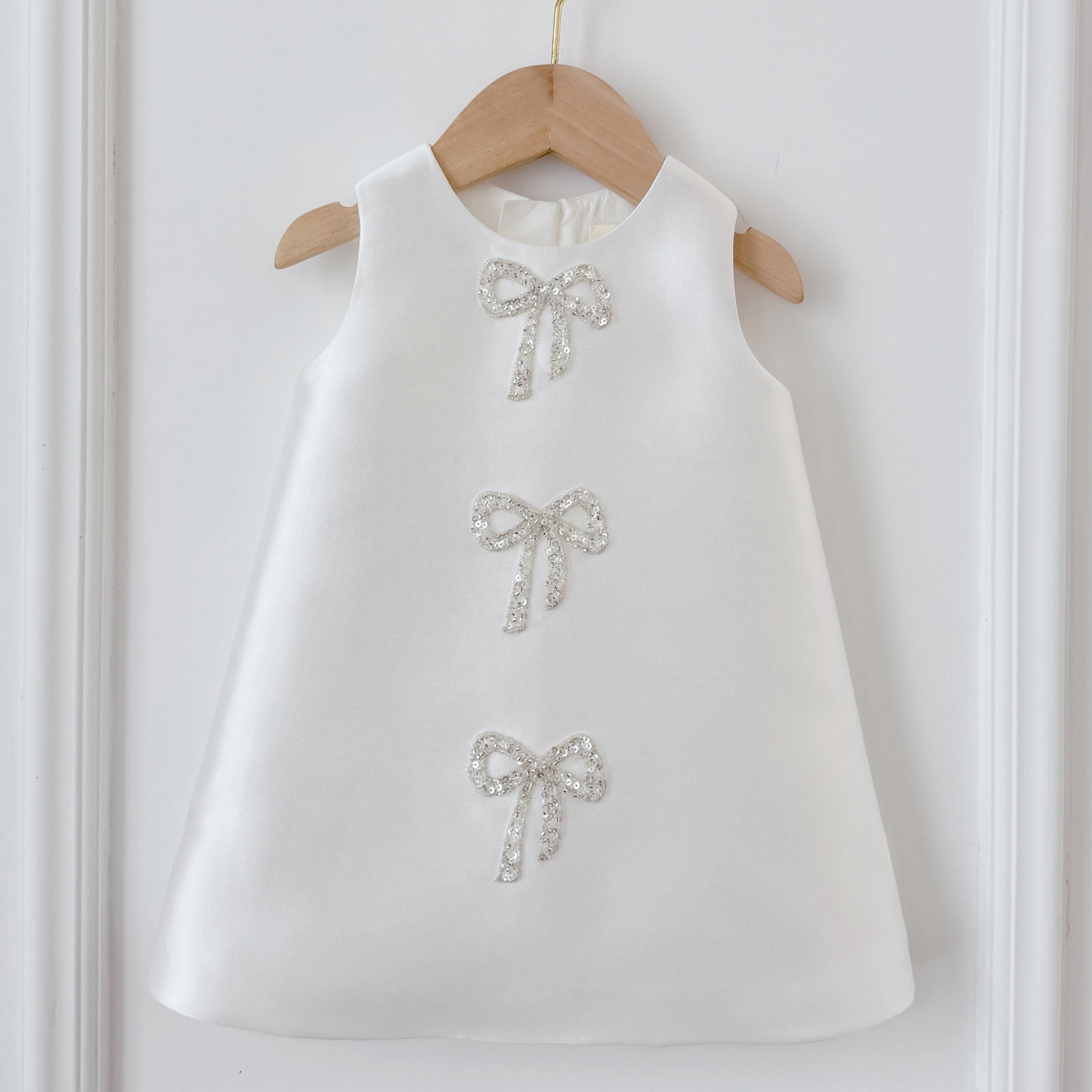 Robes de première communion pour bébés filles  Concours de beauté pour tout-petits  Robe de fille d'honneur