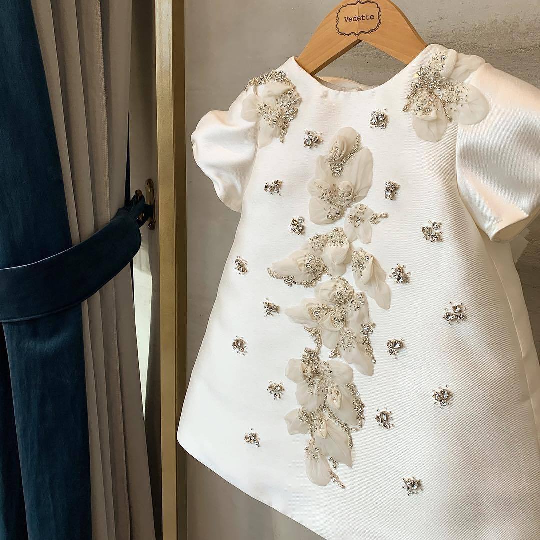 Robe de Princesse Fille Broderie Blanche Robe de Fête d'Anniversaire pour Tout-Petite